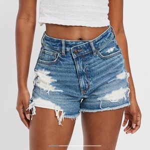 American Eagle BRAND NEW MOM SHORT